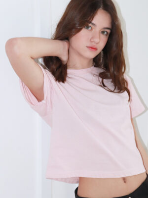 R05E Remera Boxy Crop Lisa Nena